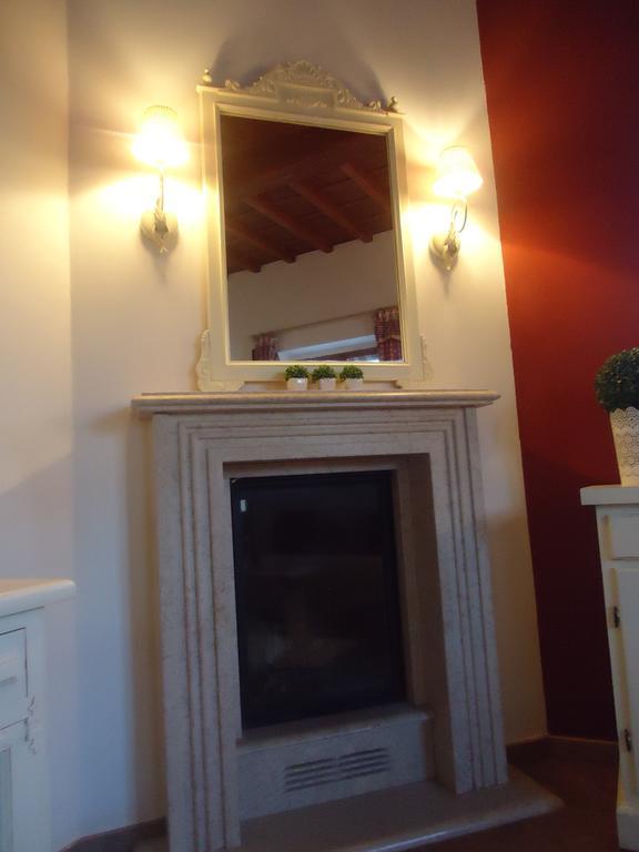 Suite "La Badia" Scandicci Rum bild