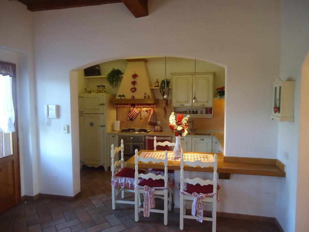 Suite "La Badia" Scandicci Rum bild